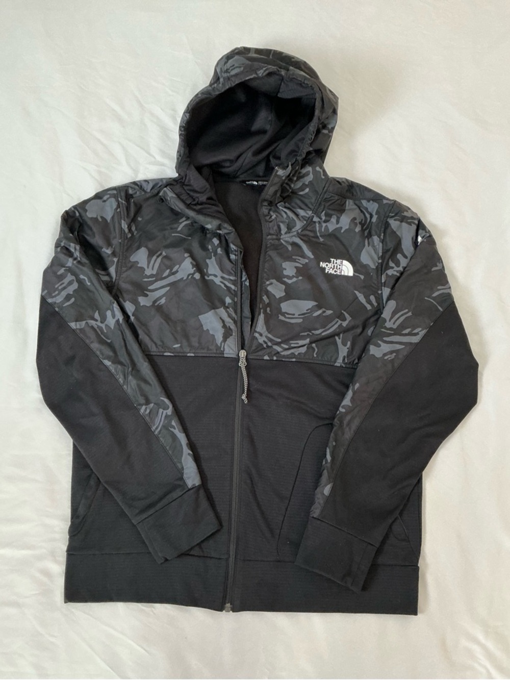 The North Face Men’s Black & Gray Camo Hooded Windbreaker